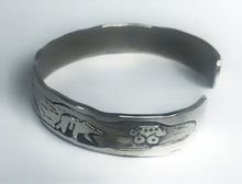 Load image into Gallery viewer, Solid Sterling Silver Cuff Bracelet (medium)
